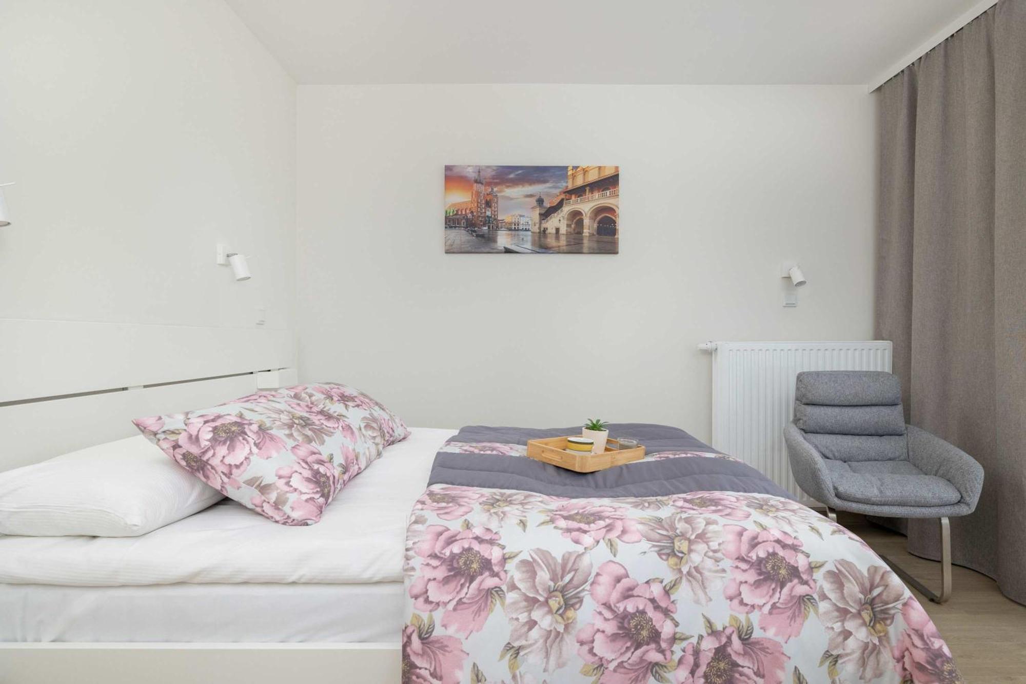 Cozy Apartments Laszkiewicza With Parking By Noclegi Renters Krakow Ngoại thất bức ảnh