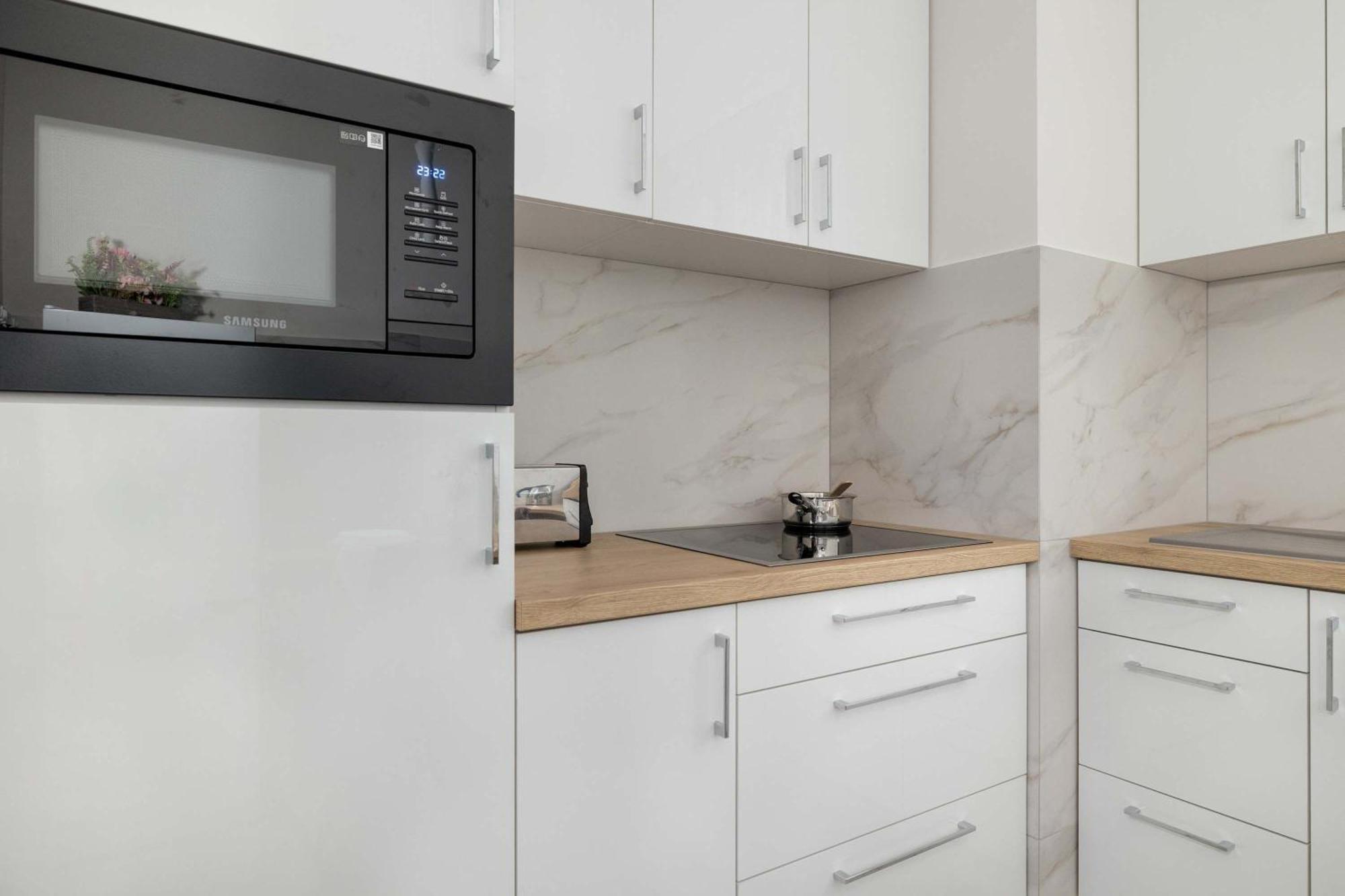 Cozy Apartments Laszkiewicza With Parking By Noclegi Renters Krakow Ngoại thất bức ảnh