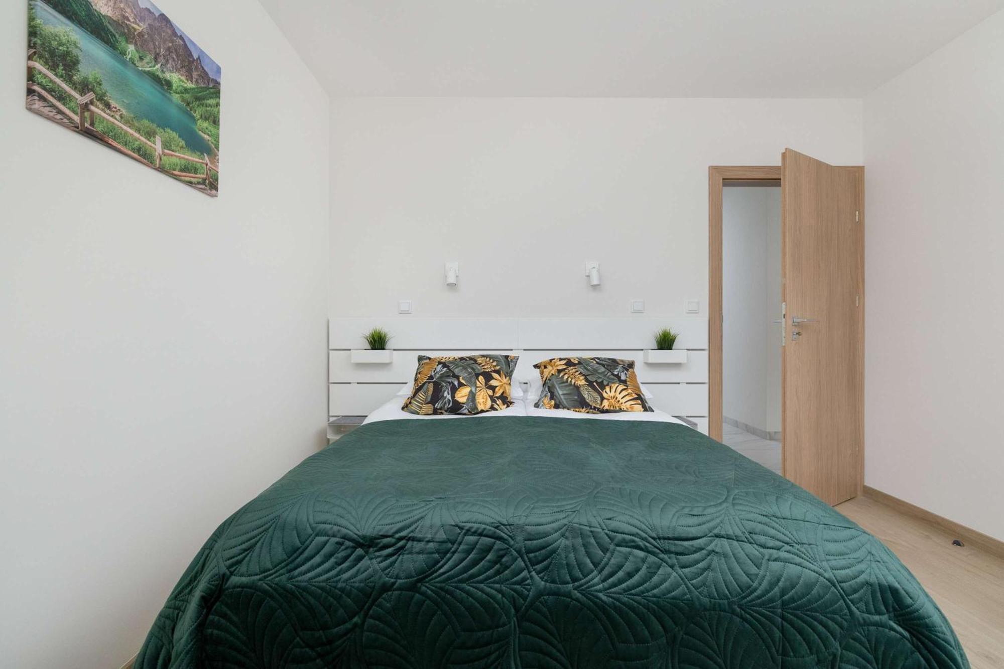 Cozy Apartments Laszkiewicza With Parking By Noclegi Renters Krakow Ngoại thất bức ảnh
