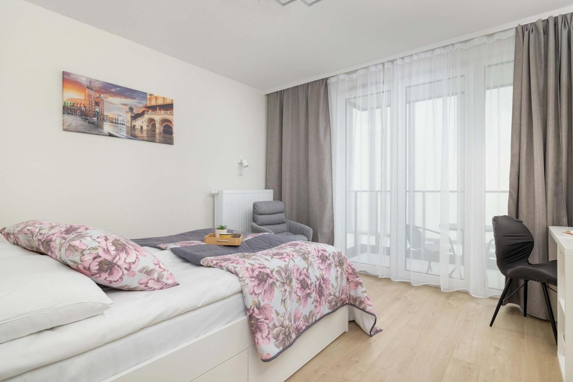 Cozy Apartments Laszkiewicza With Parking By Noclegi Renters Krakow Ngoại thất bức ảnh