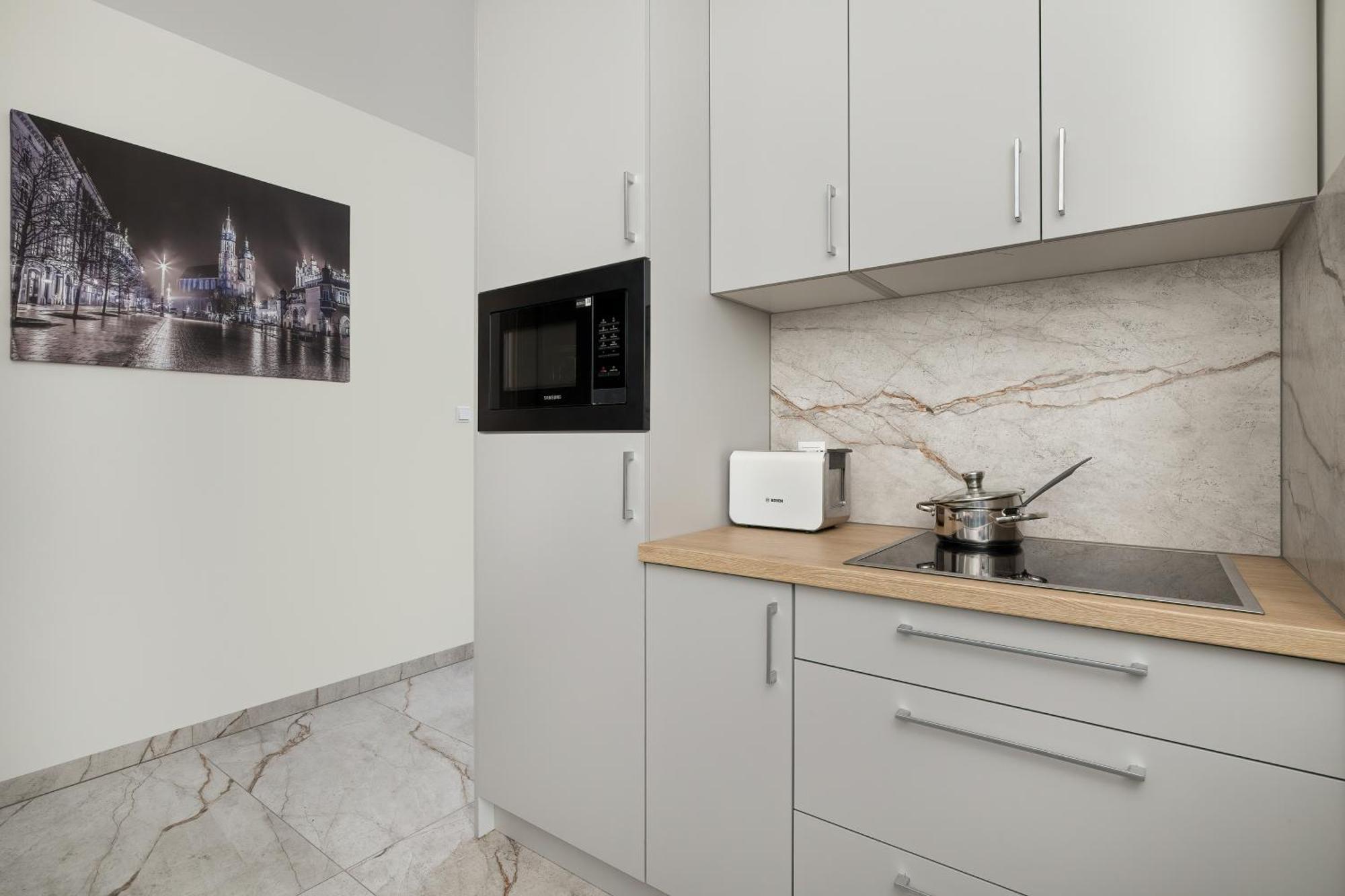 Cozy Apartments Laszkiewicza With Parking By Noclegi Renters Krakow Ngoại thất bức ảnh