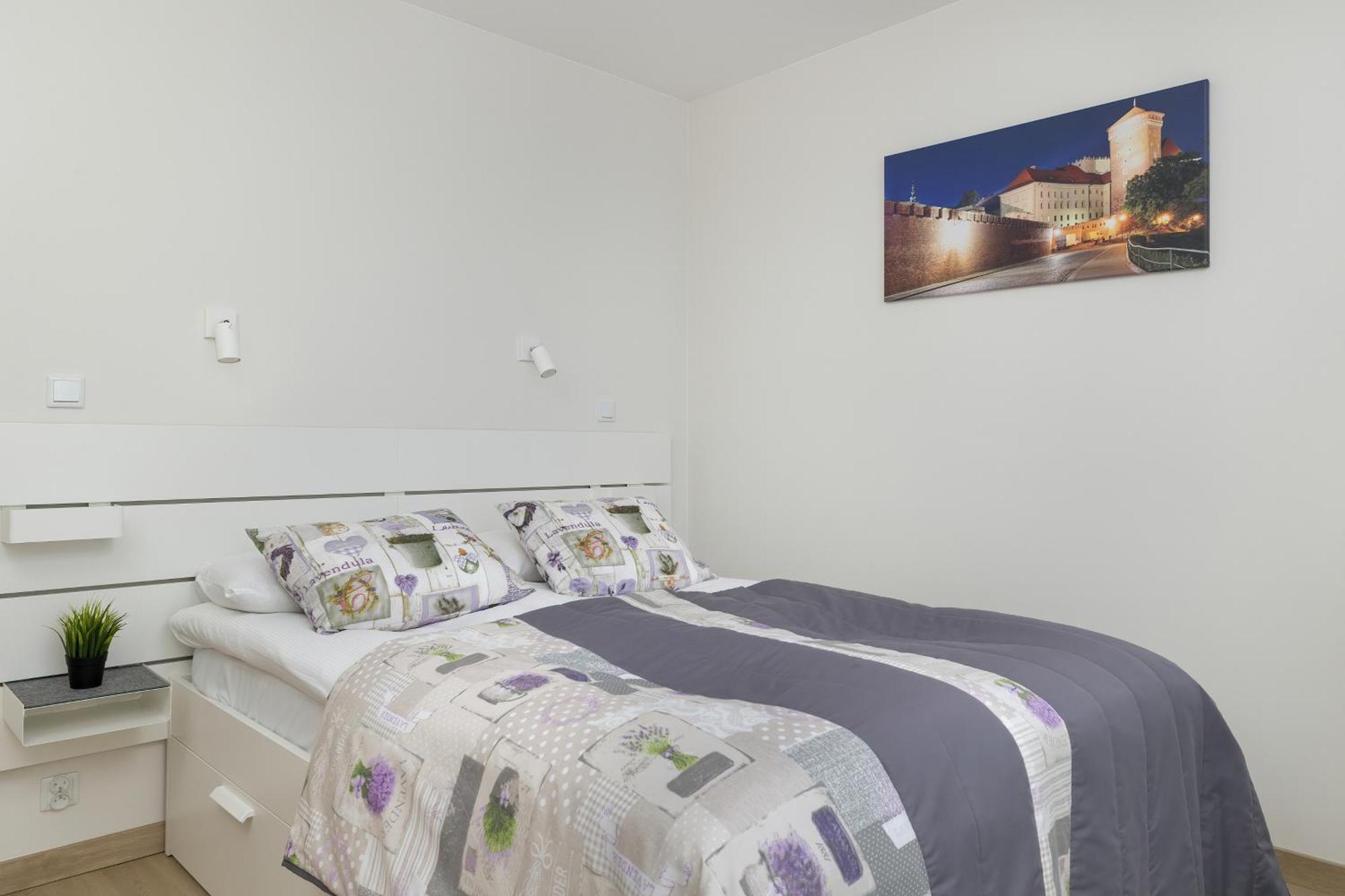 Cozy Apartments Laszkiewicza With Parking By Noclegi Renters Krakow Ngoại thất bức ảnh