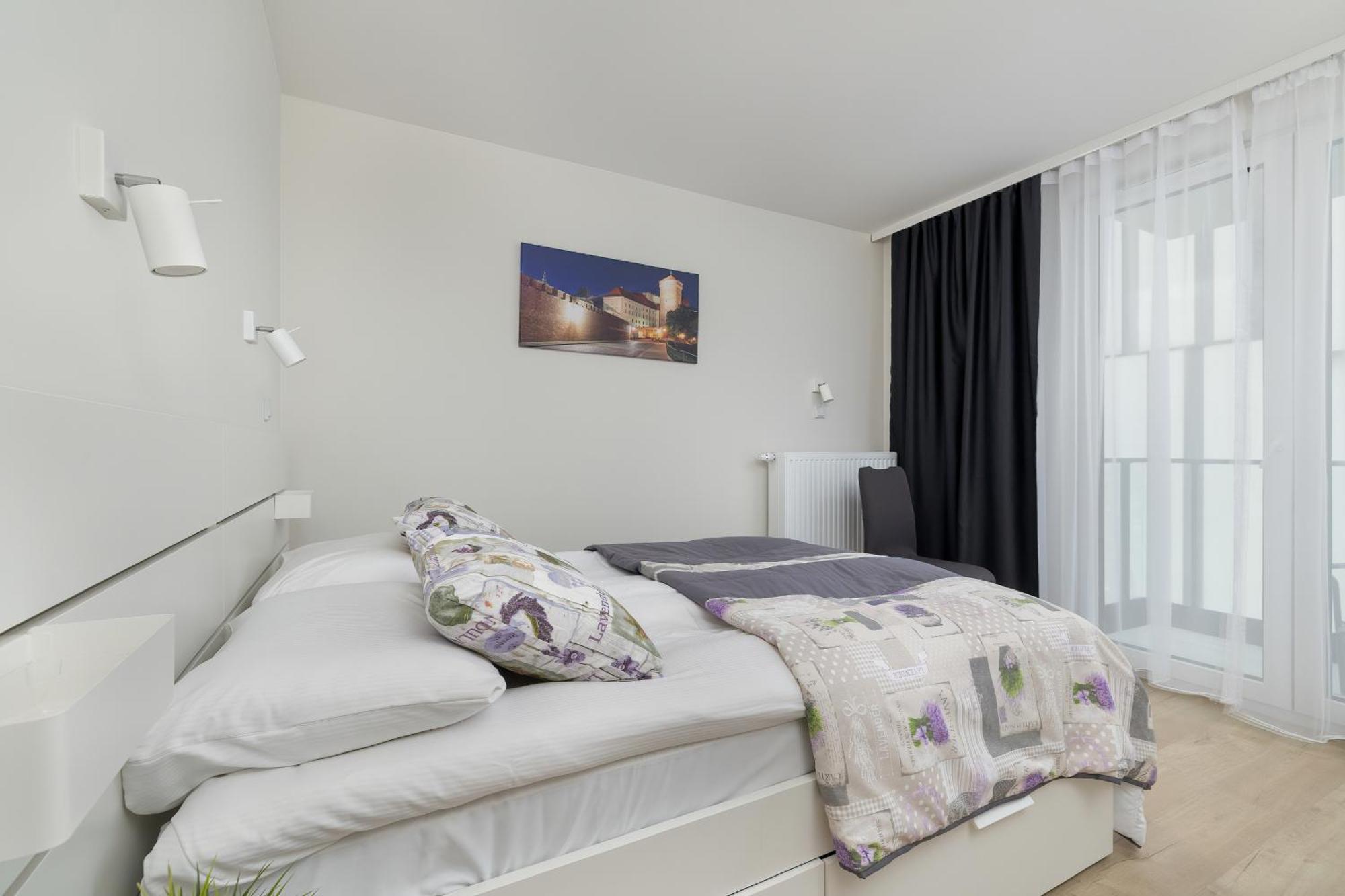 Cozy Apartments Laszkiewicza With Parking By Noclegi Renters Krakow Ngoại thất bức ảnh