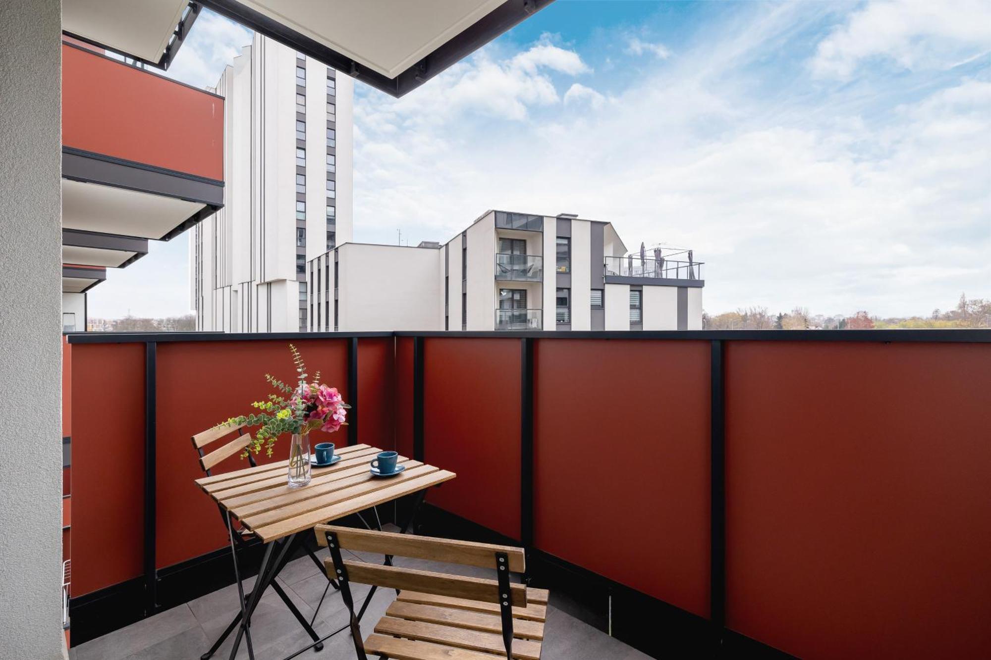 Cozy Apartments Laszkiewicza With Parking By Noclegi Renters Krakow Ngoại thất bức ảnh